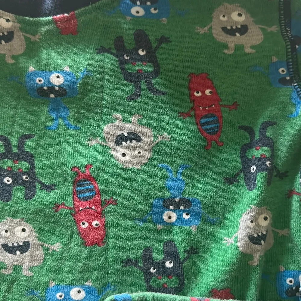 Kirkland Organic Cotton Pajamas - Picture 4 of 5